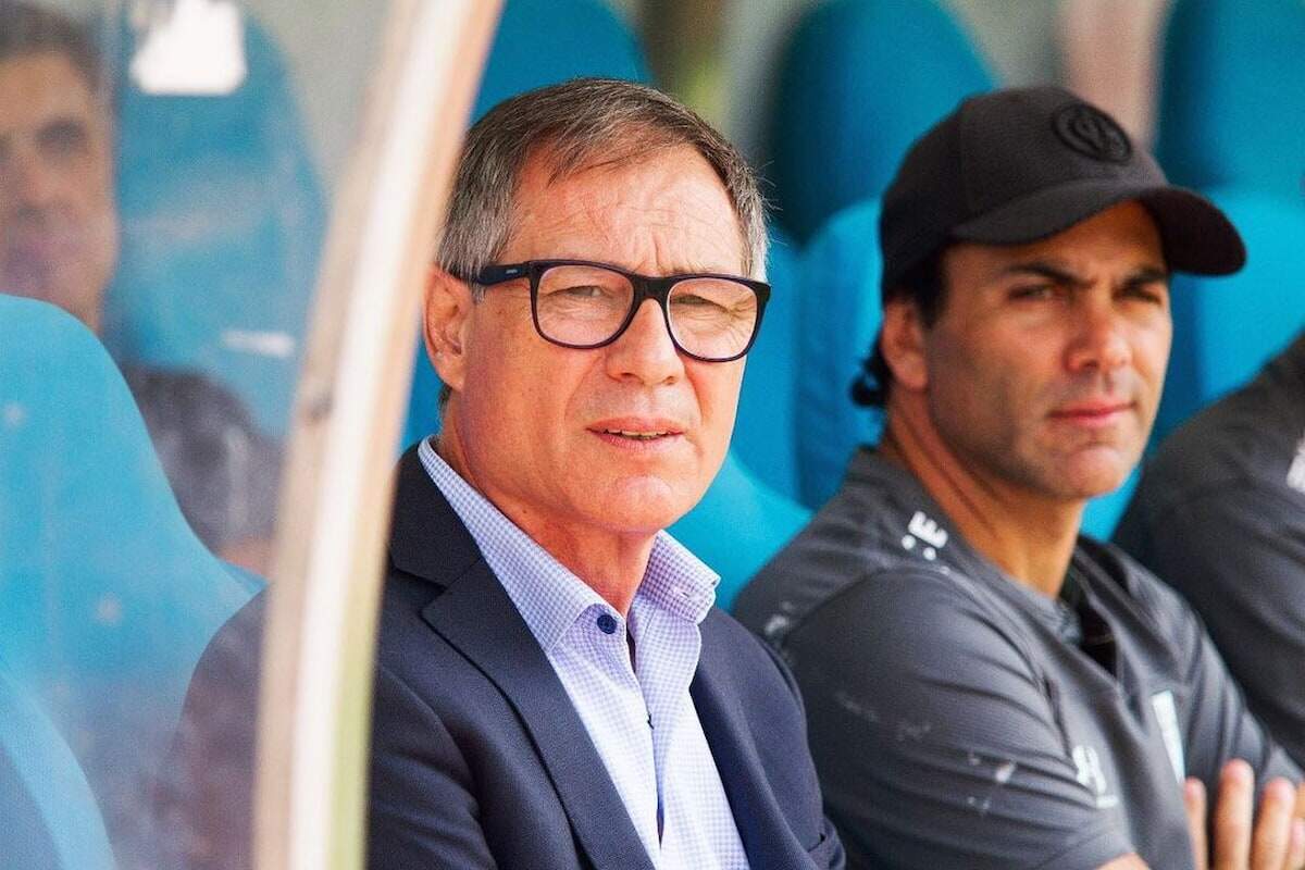 Ariel Holan: futuro técnico do Santos?