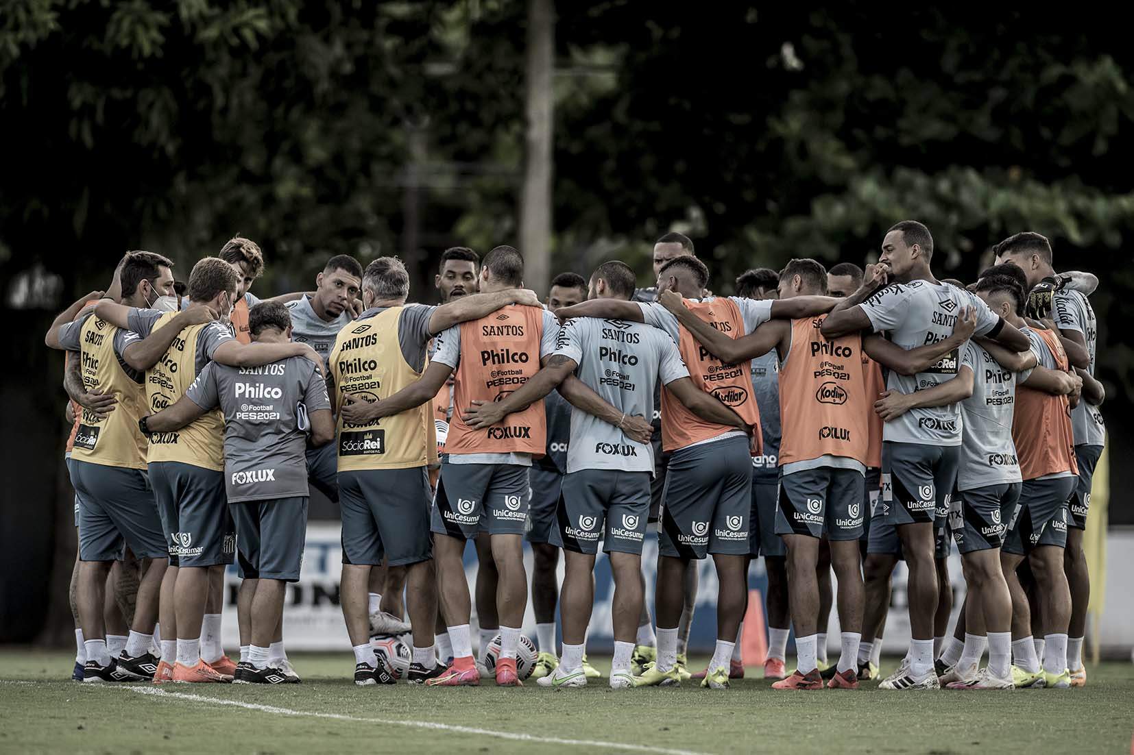 Como a Libertadores não será suspensa, Santos terá de achar lugar para jogar caso se classifique
