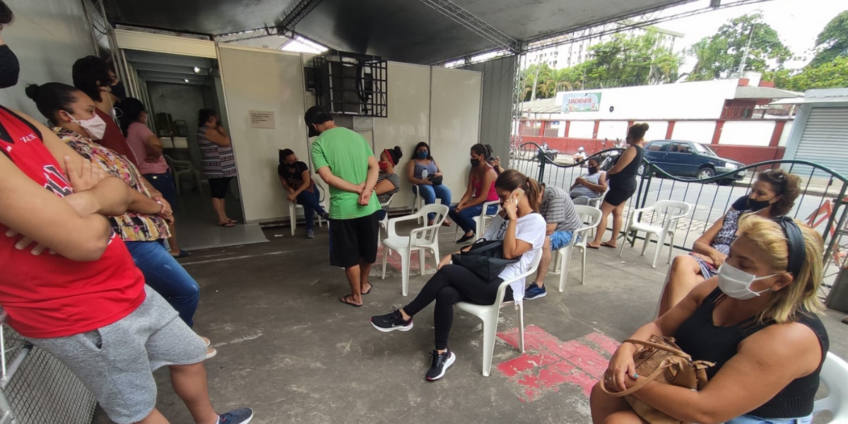 Demora no atendimento provocou questionamentos dos pacientes na UPA Central de Santos