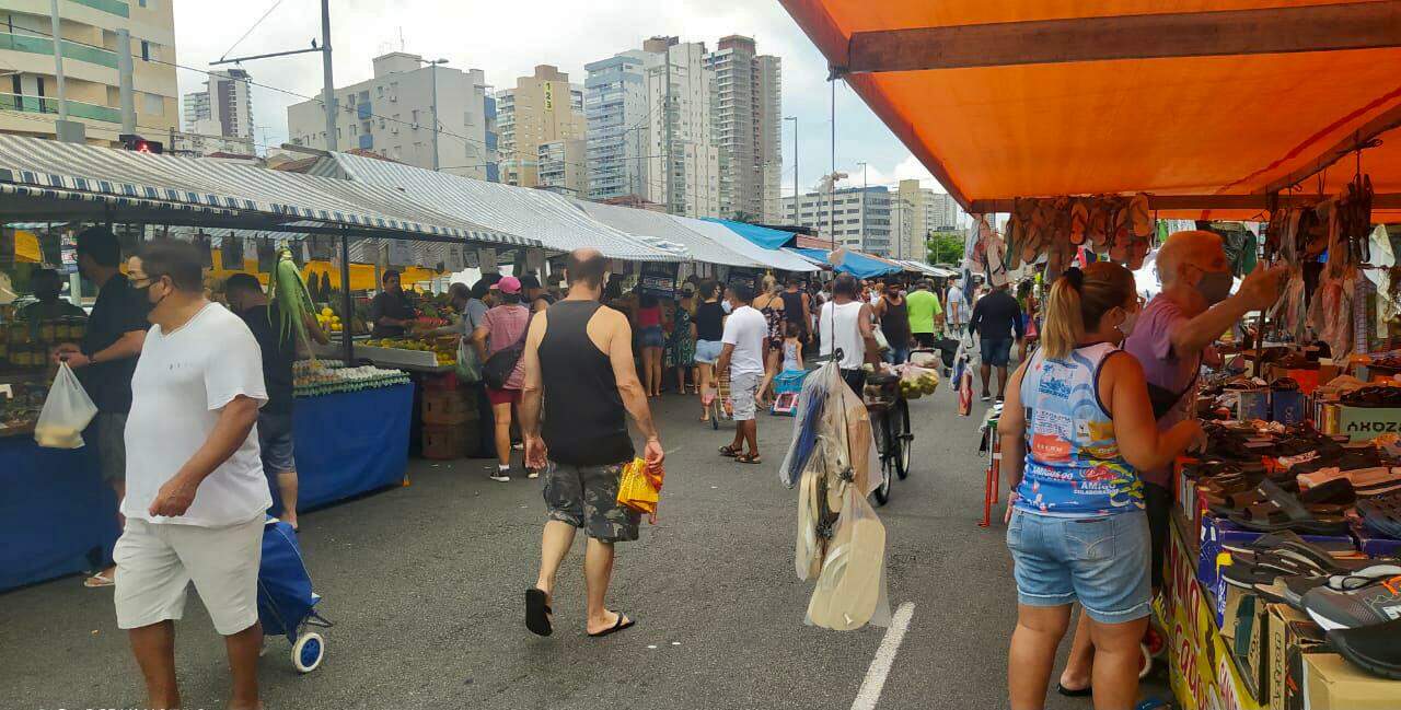 Na feira livre da Av. Francisco Glicério foram registradas aglomerações 