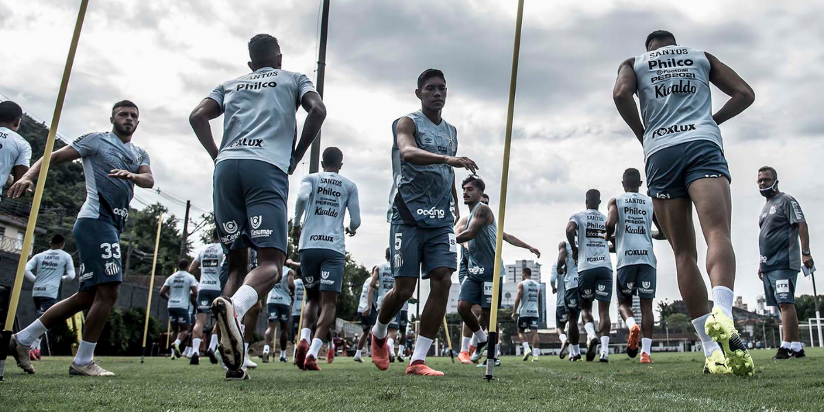 Elenco do Santos FC está recheado de jovens formados na base